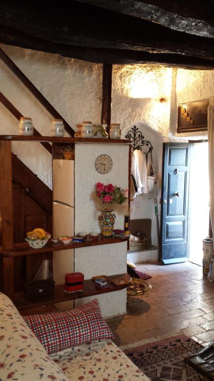 Appartamento Casa Graziella al Borgo Mazzano Romano Camera foto